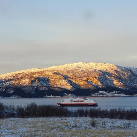 Дом отдыха Fjordhuset Pa Helgelanskysten *